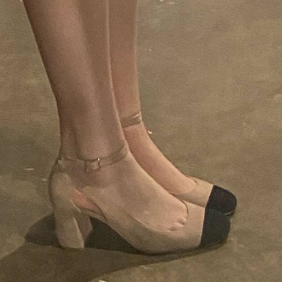 Lord and Taylor Ballet Pumps 7.5 - Picture 6 of 7